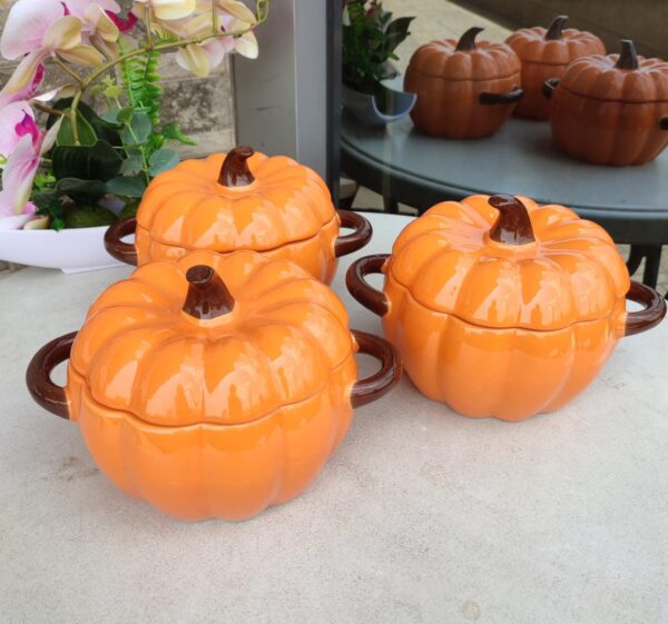 Pumpkin serving bowl set