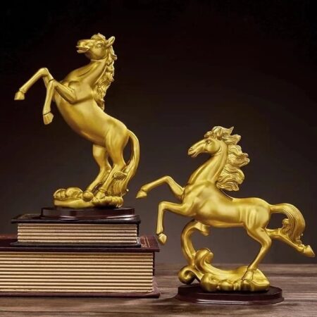 Golden décor horseÂ